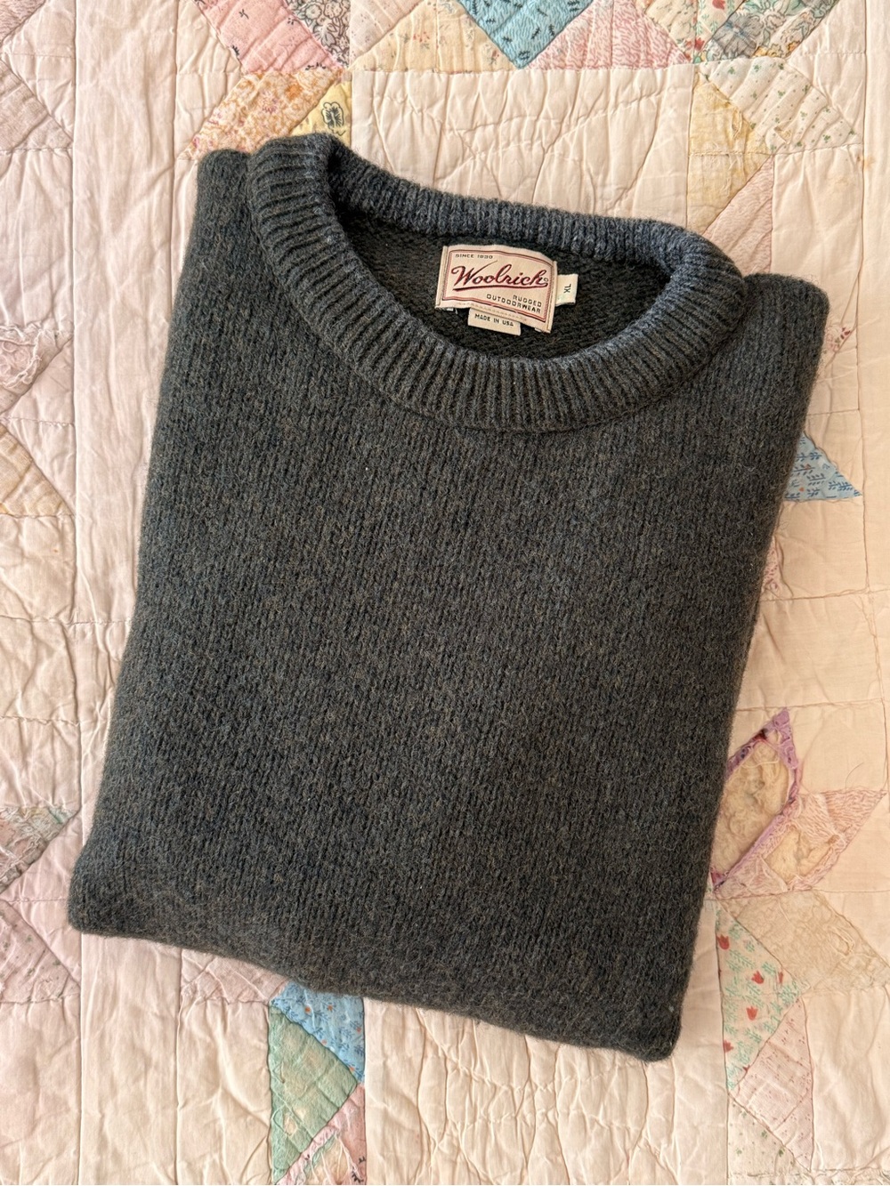 Vintage Woolrich Wool Crewneck Sweater |  Men’s XL | Made in USA | 85% Wool